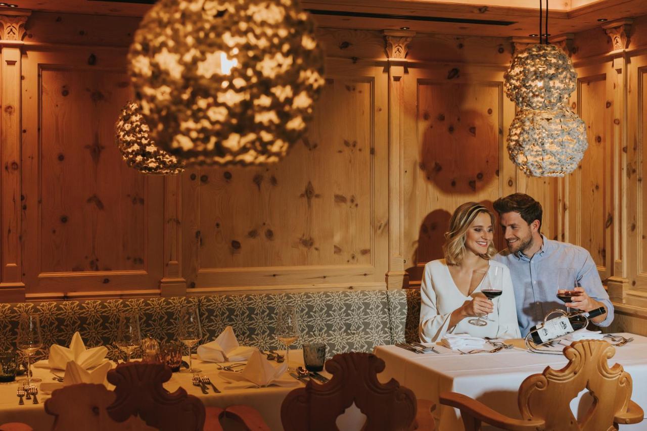 Ortner'S Resort Bad Fussing Exterior photo Restaurant