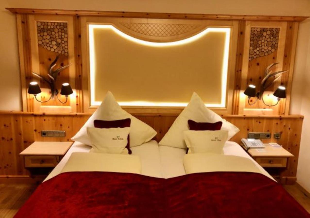 Ortner'S Resort Bad Fussing Exterior photo A modern double bed